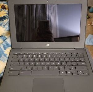 HP Black Laptop